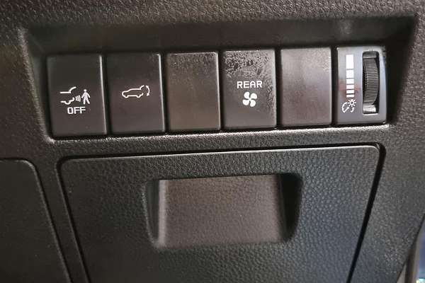 2024 Isuzu MU-X LS-U
