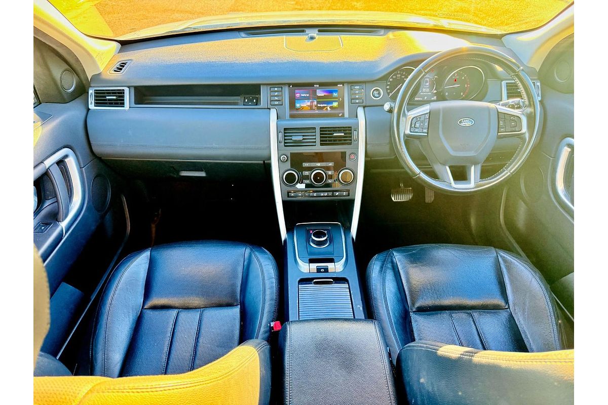 2017 Land Rover Discovery SD4 SE Series 5