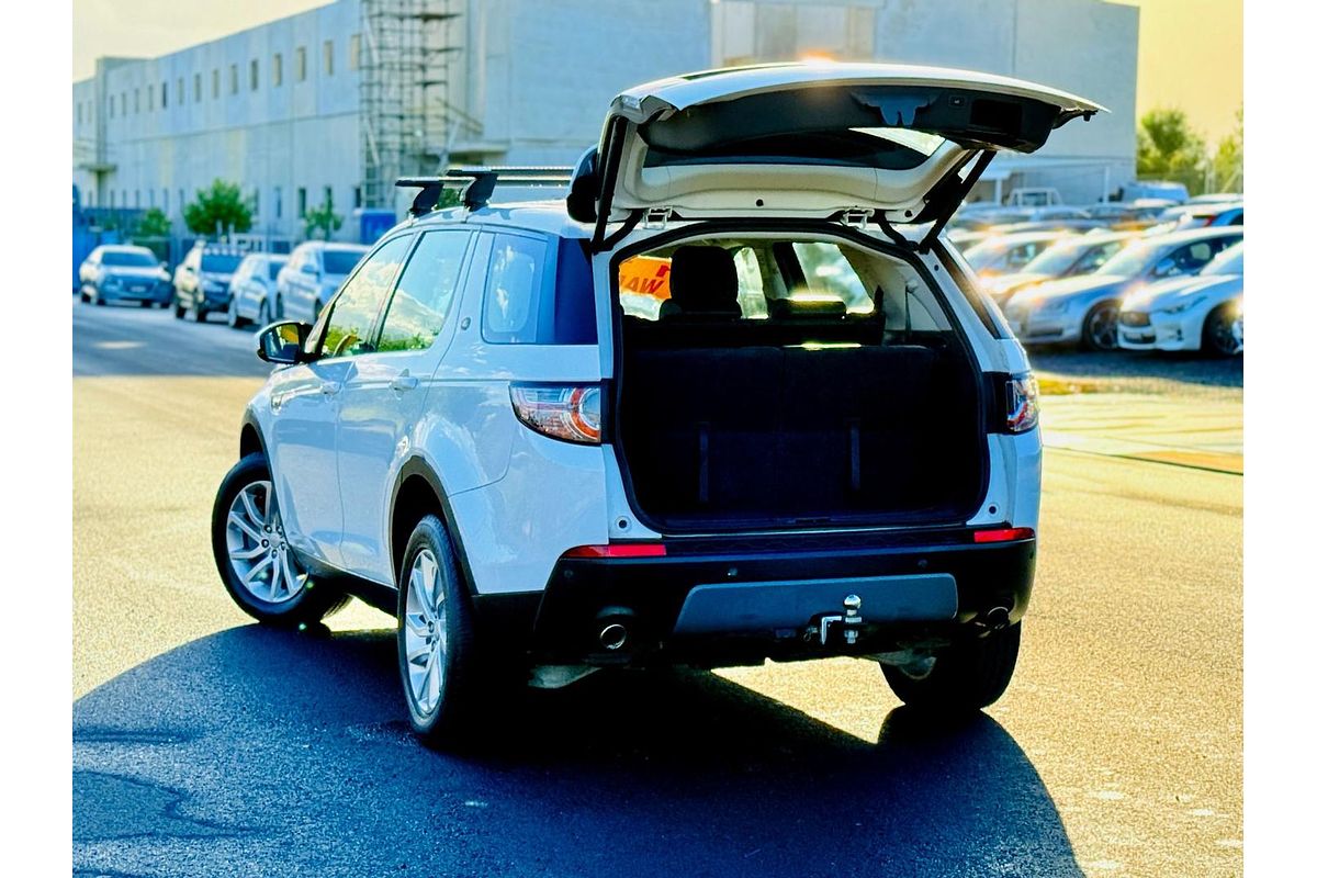 2017 Land Rover Discovery SD4 SE Series 5