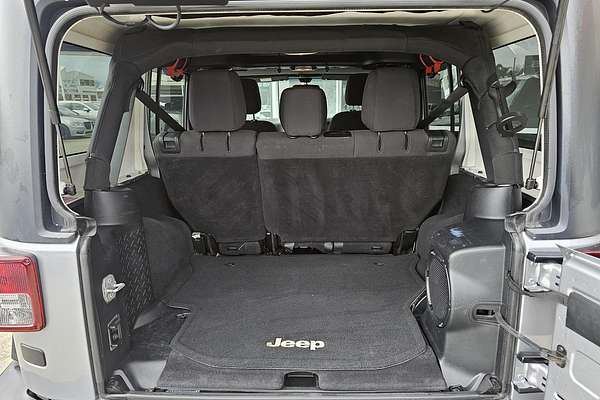 2013 Jeep Wrangler Unlimited Sport JK