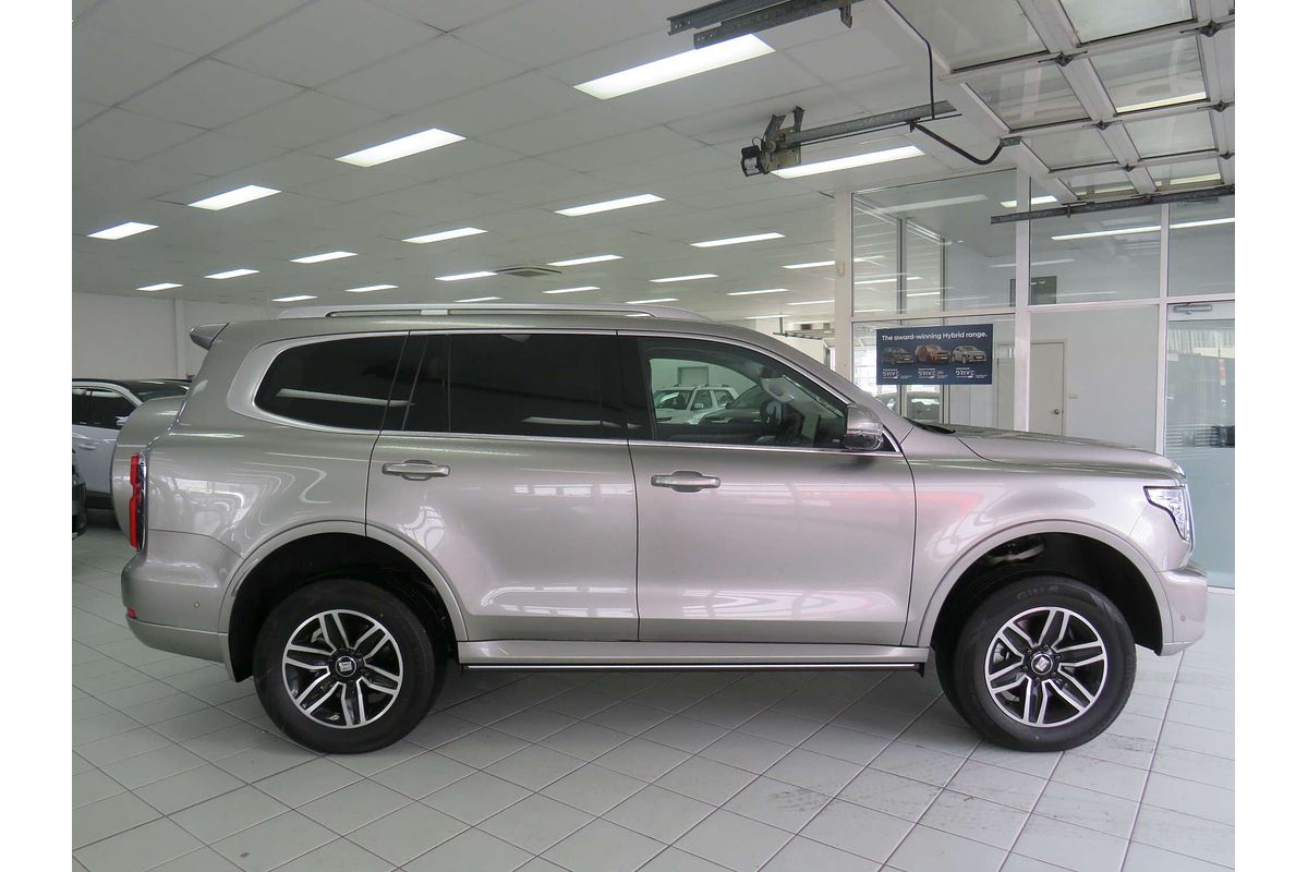 2025 GWM Tank 500 Ultra Hybrid P03