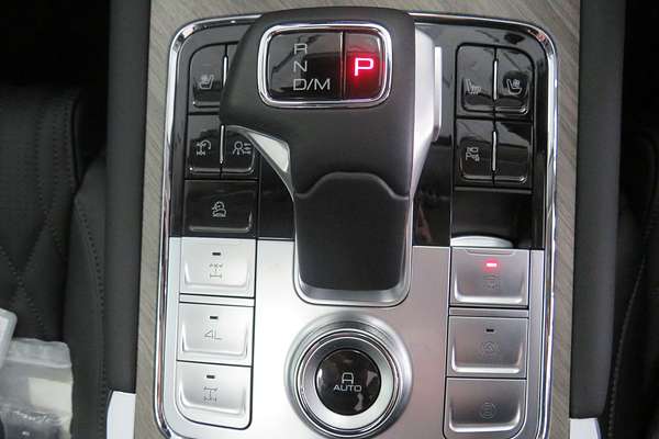 2025 GWM Tank 500 Ultra Hybrid P03