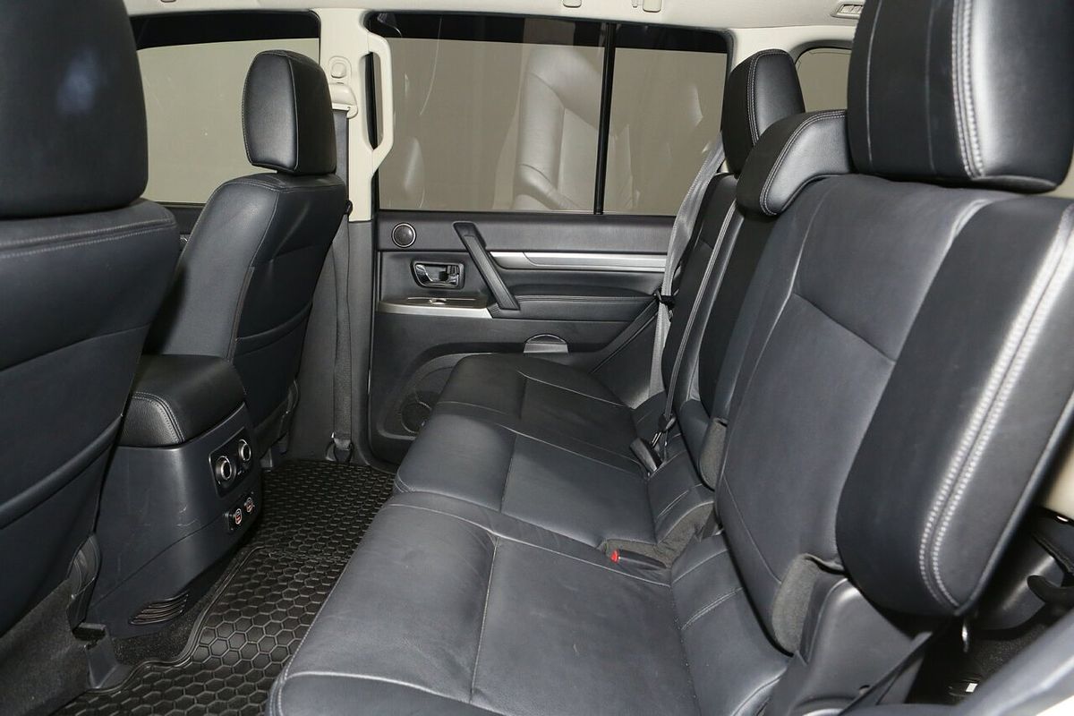 2021 Mitsubishi Pajero Exceed Final Edition NX
