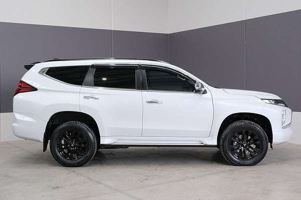 2022 Mitsubishi Pajero Sport GSR QF