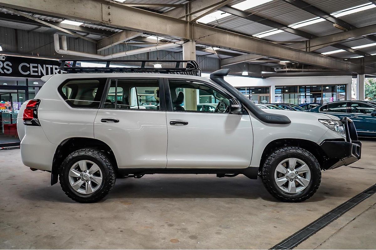 2017 Toyota Landcruiser Prado GX GDJ150R