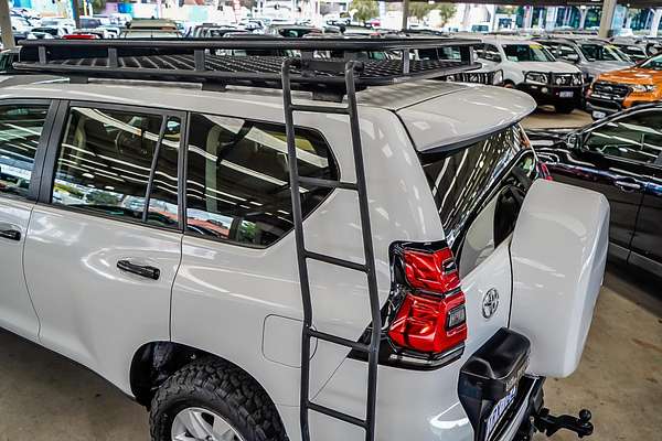2017 Toyota Landcruiser Prado GX GDJ150R
