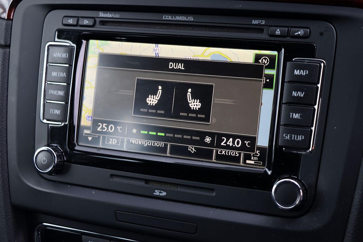 2013 SKODA Superb Elegance 125TDI 3T