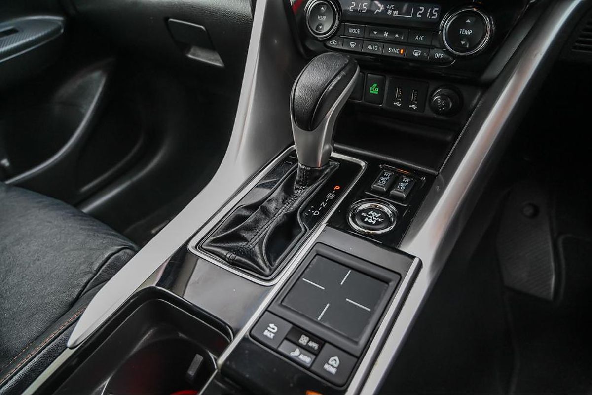 2017 Mitsubishi Eclipse Cross Exceed YA