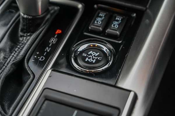 2017 Mitsubishi Eclipse Cross Exceed YA