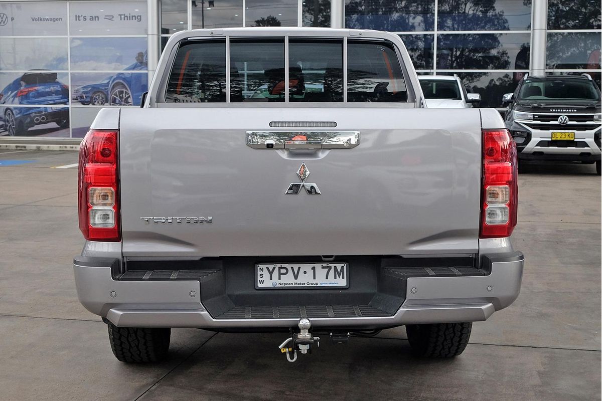 2024 Mitsubishi Triton GLX MV 4X4