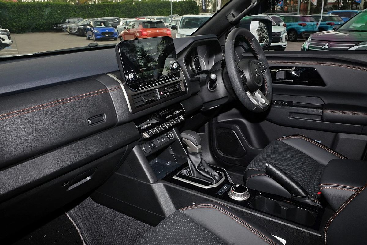 2025 Mitsubishi Triton GSR MV 4X4