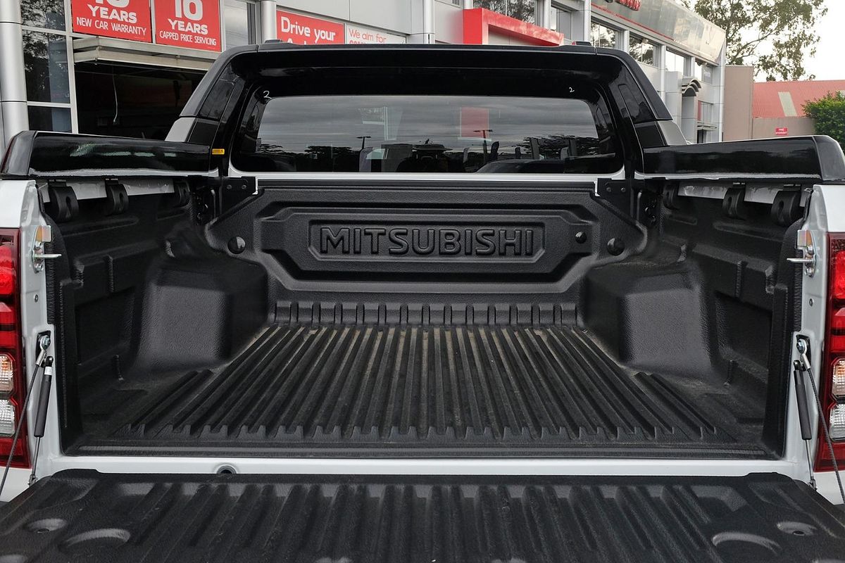 2025 Mitsubishi Triton GSR MV 4X4