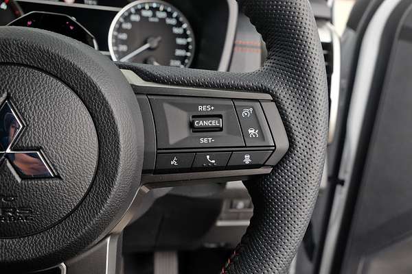 2025 Mitsubishi Triton GSR MV 4X4