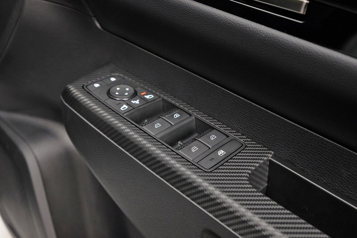 2025 Mitsubishi Triton GSR MV 4X4