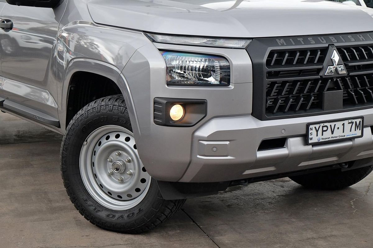 2024 Mitsubishi Triton GLX MV 4X4