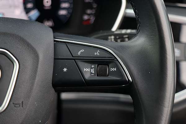 2022 Audi Q3 35 TFSI S line F3