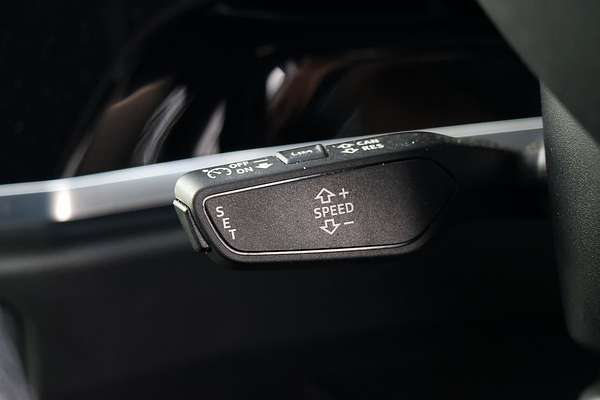 2022 Audi Q3 35 TFSI S line F3