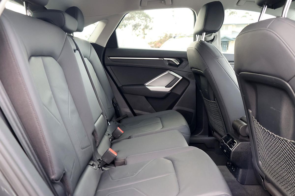 2022 Audi Q3 35 TFSI S line F3