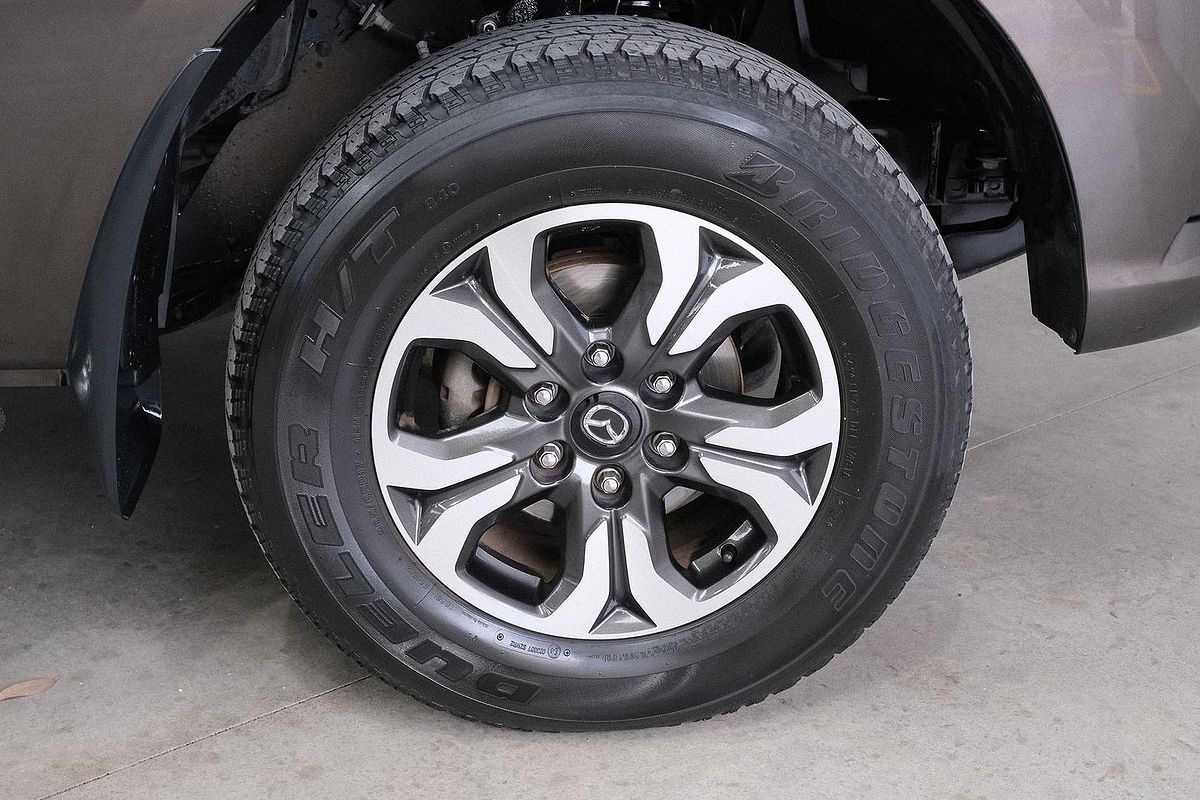 2016 Mazda BT-50 XTR Hi-Rider UR Rear Wheel Drive