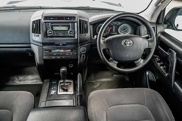 2017 Toyota Landcruiser GX VDJ200R