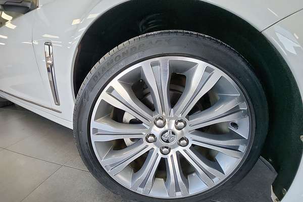2014 Holden Calais V VF