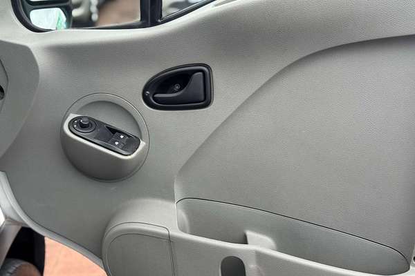 2009 Renault Master  X70 LWB