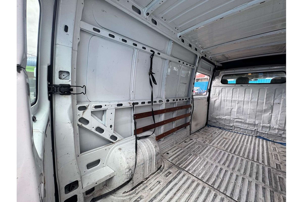2009 Renault Master  X70 LWB