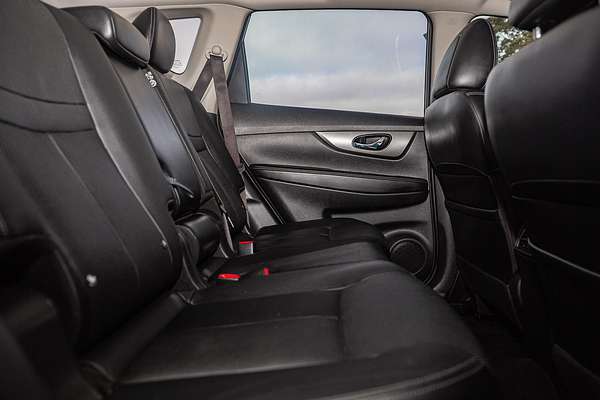 2015 Nissan X-TRAIL ST-L T32