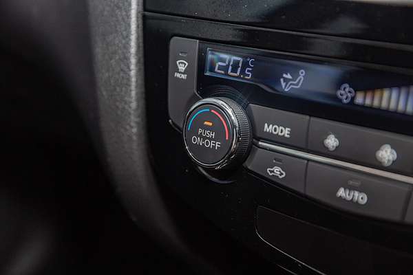 2015 Nissan X-TRAIL ST-L T32