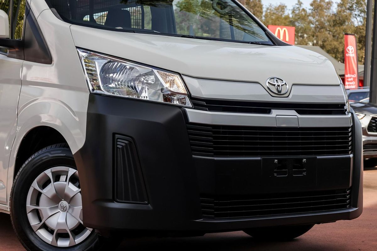 2021 Toyota Hiace GDH320R