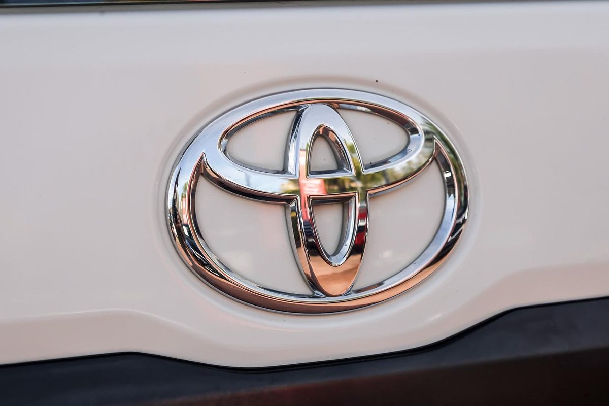 2021 Toyota Hiace GDH320R