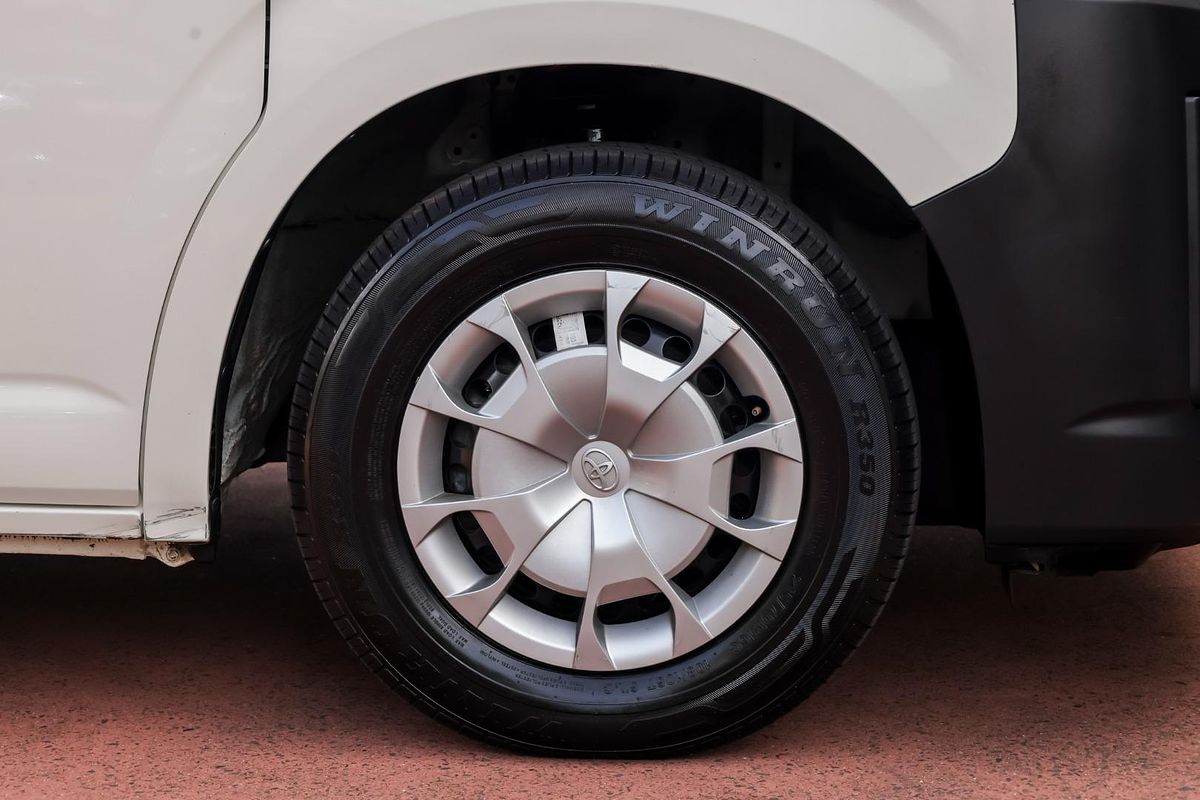 2021 Toyota Hiace GDH320R