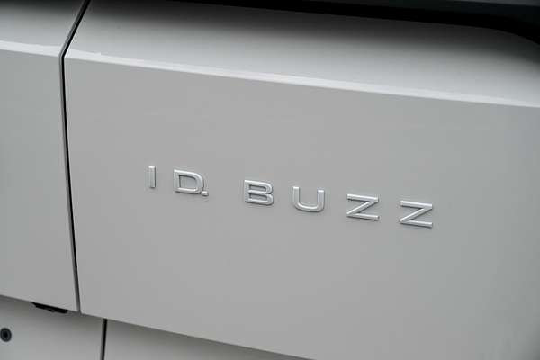 2025 Volkswagen ID. Buzz Cargo BEV550 EBN SWB
