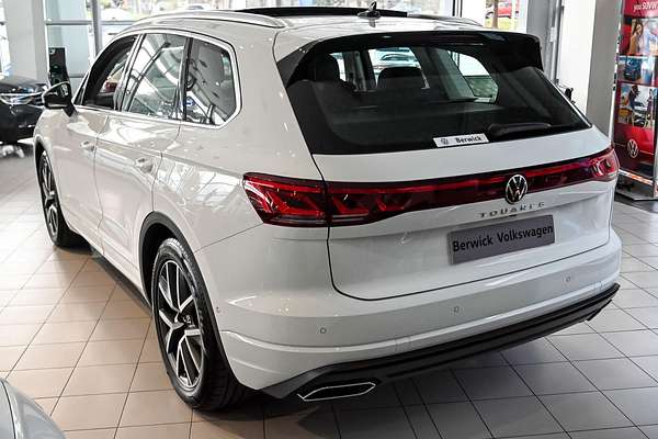 2025 Volkswagen Touareg 210TDI Elegance RC