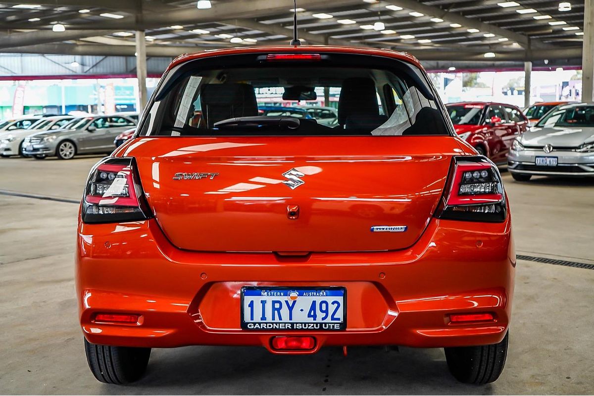 2024 Suzuki Swift Hybrid UZ