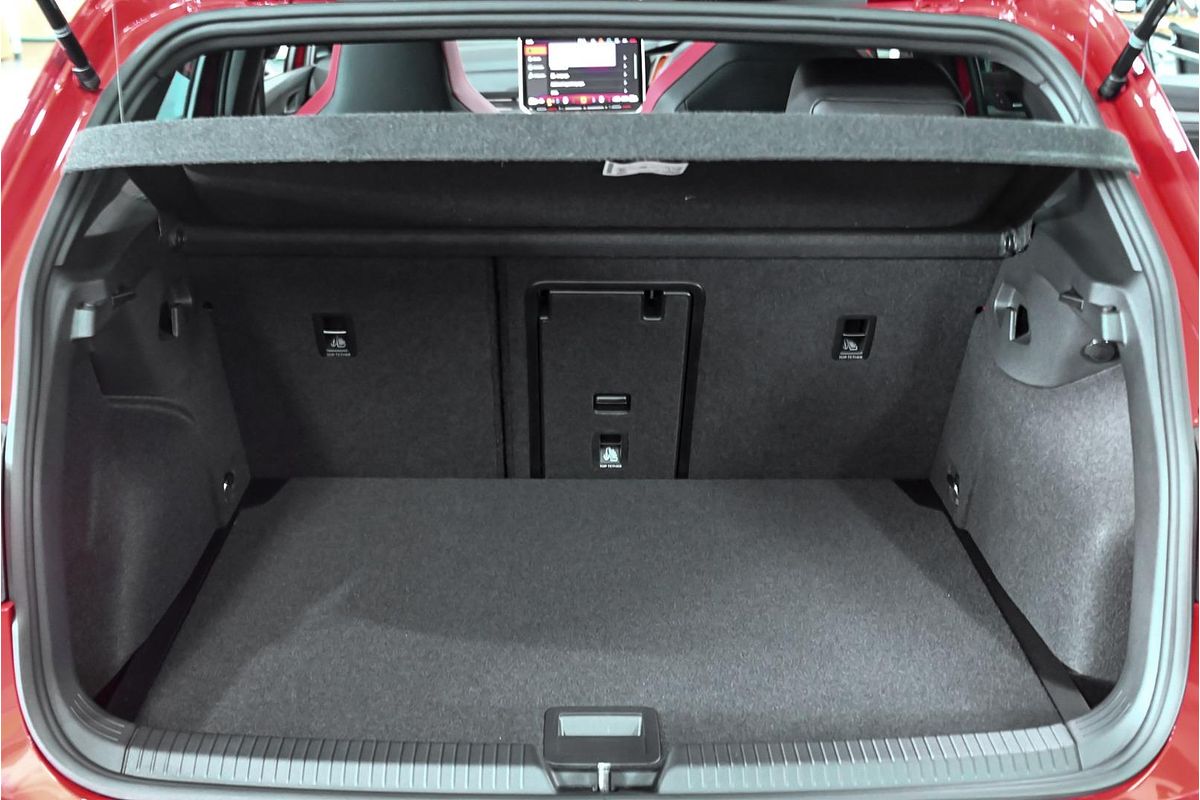 2025 Volkswagen Golf GTI 8.5
