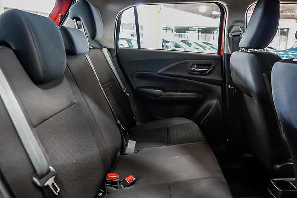2024 Suzuki Swift Hybrid UZ