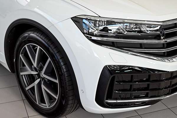 2025 Volkswagen Touareg 210TDI Elegance RC