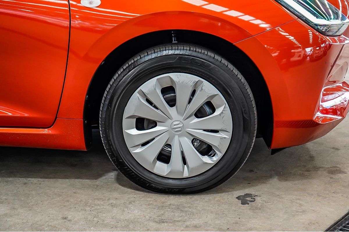 2024 Suzuki Swift Hybrid UZ