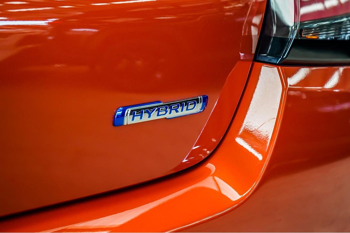 2024 Suzuki Swift Hybrid UZ