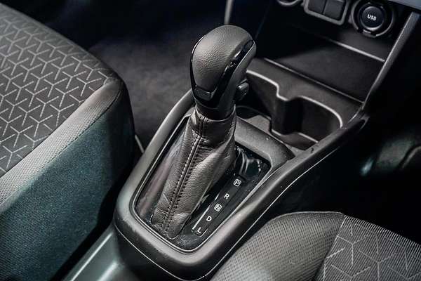 2024 Suzuki Swift Hybrid UZ