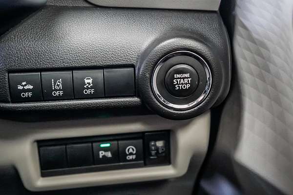 2024 Suzuki Swift Hybrid UZ