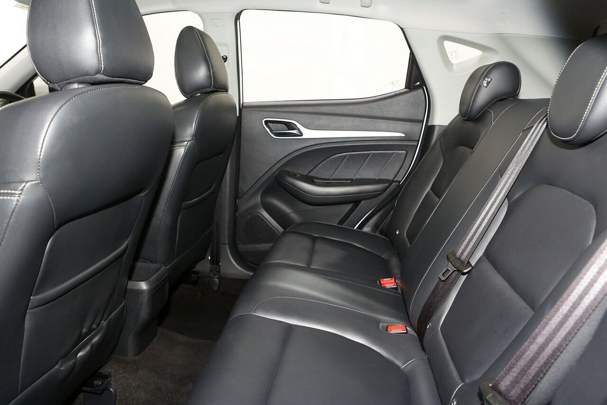 2018 MG ZS Essence AZS1