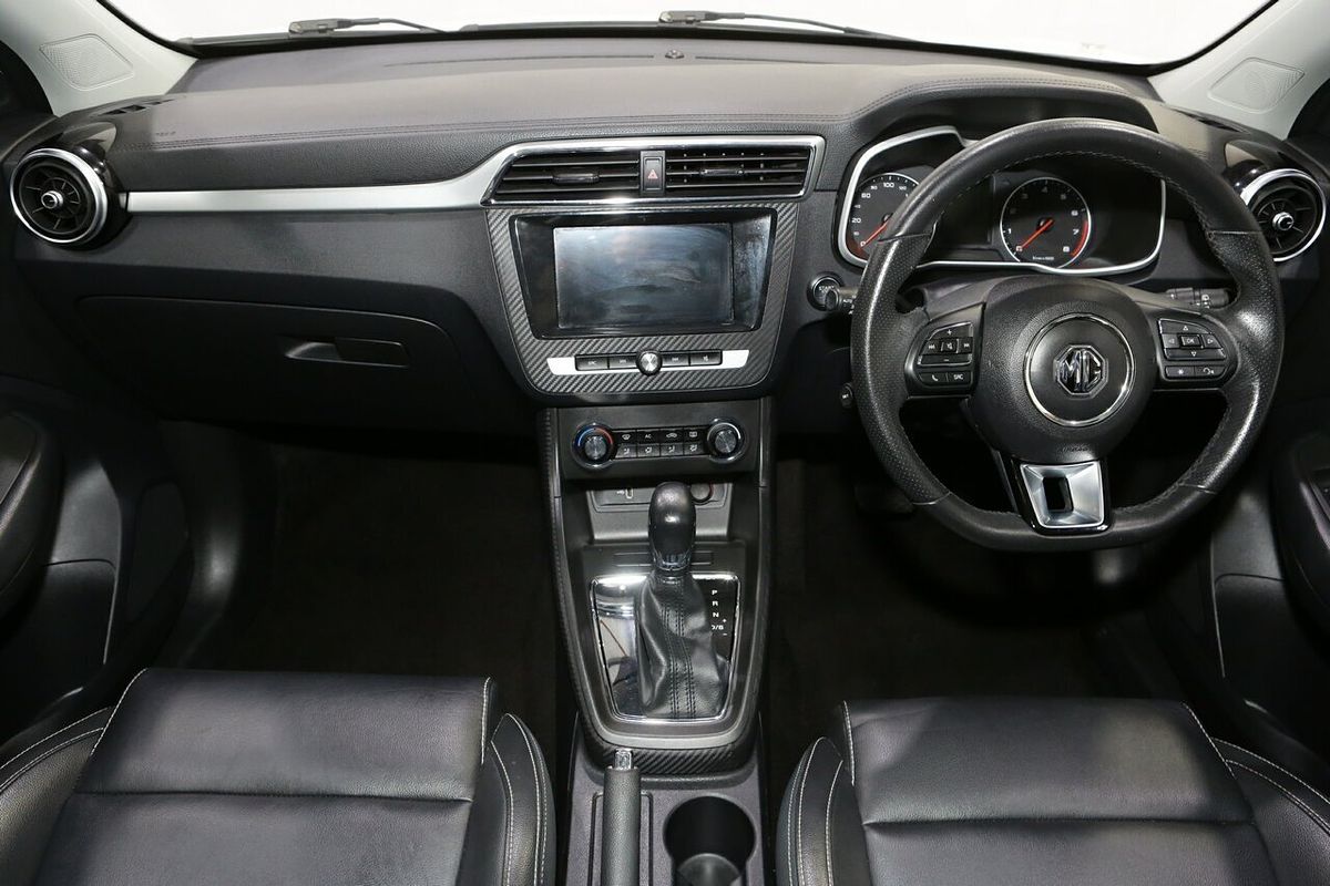 2018 MG ZS Essence AZS1