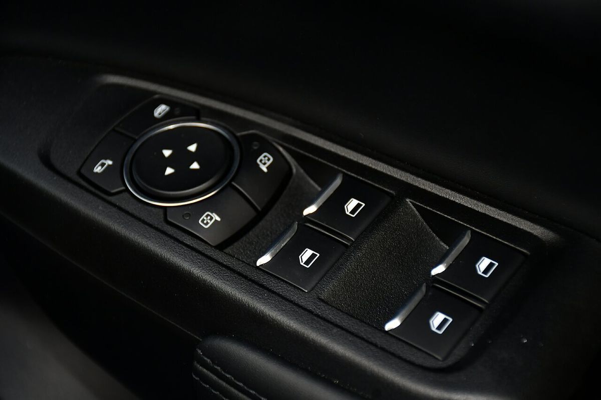 2018 MG ZS Essence AZS1