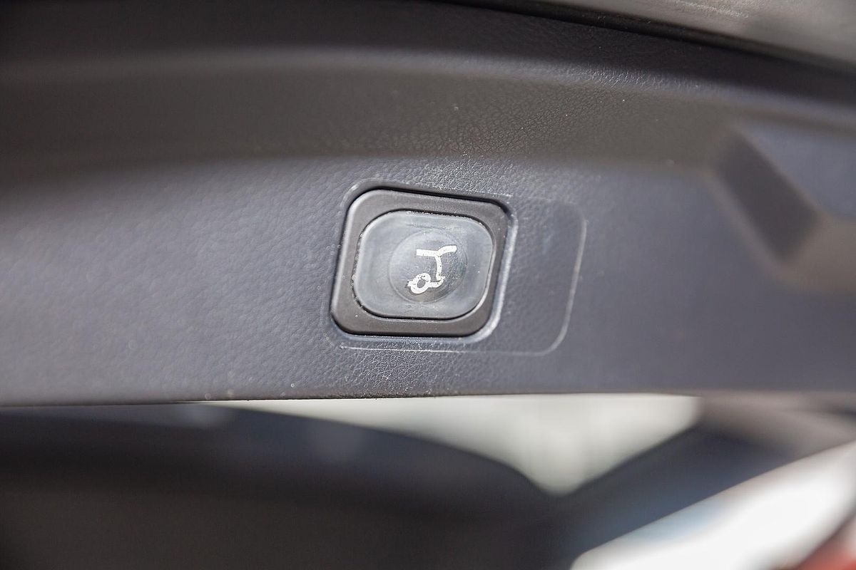 2023 Ford Everest Platinum 3.0L