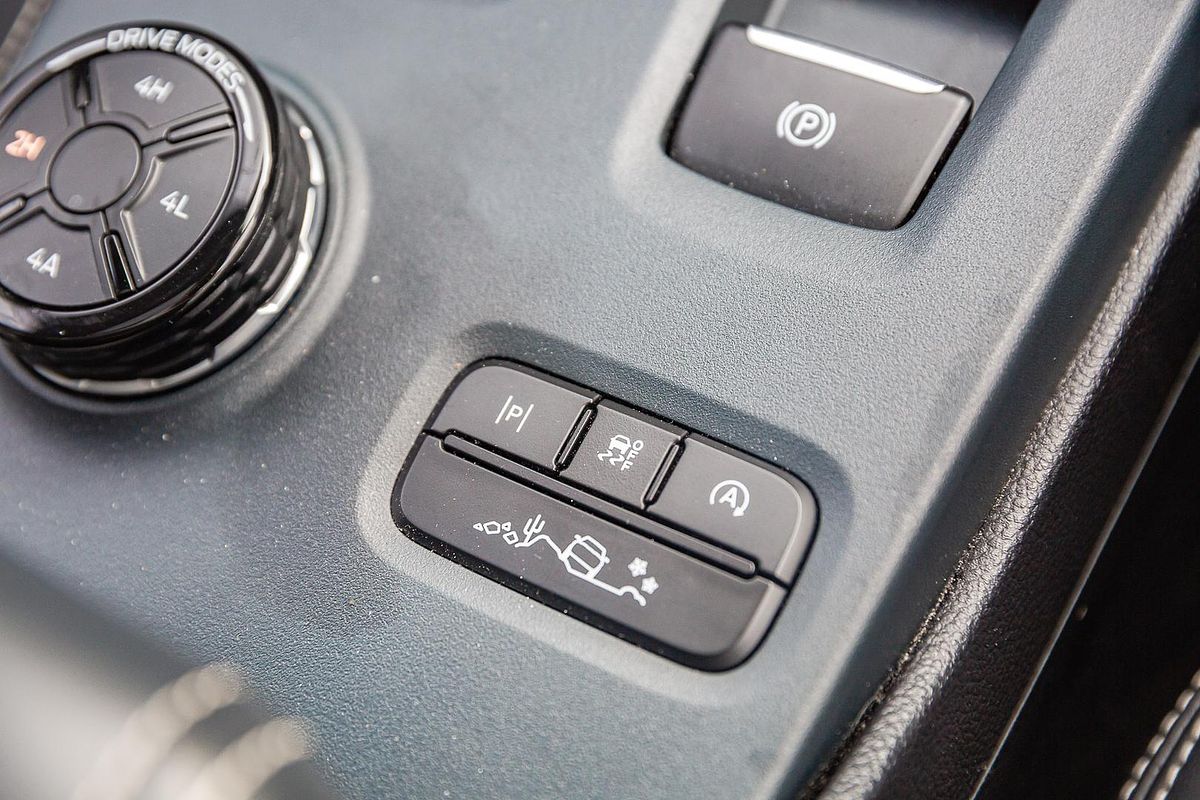 2023 Ford Everest Platinum 3.0L