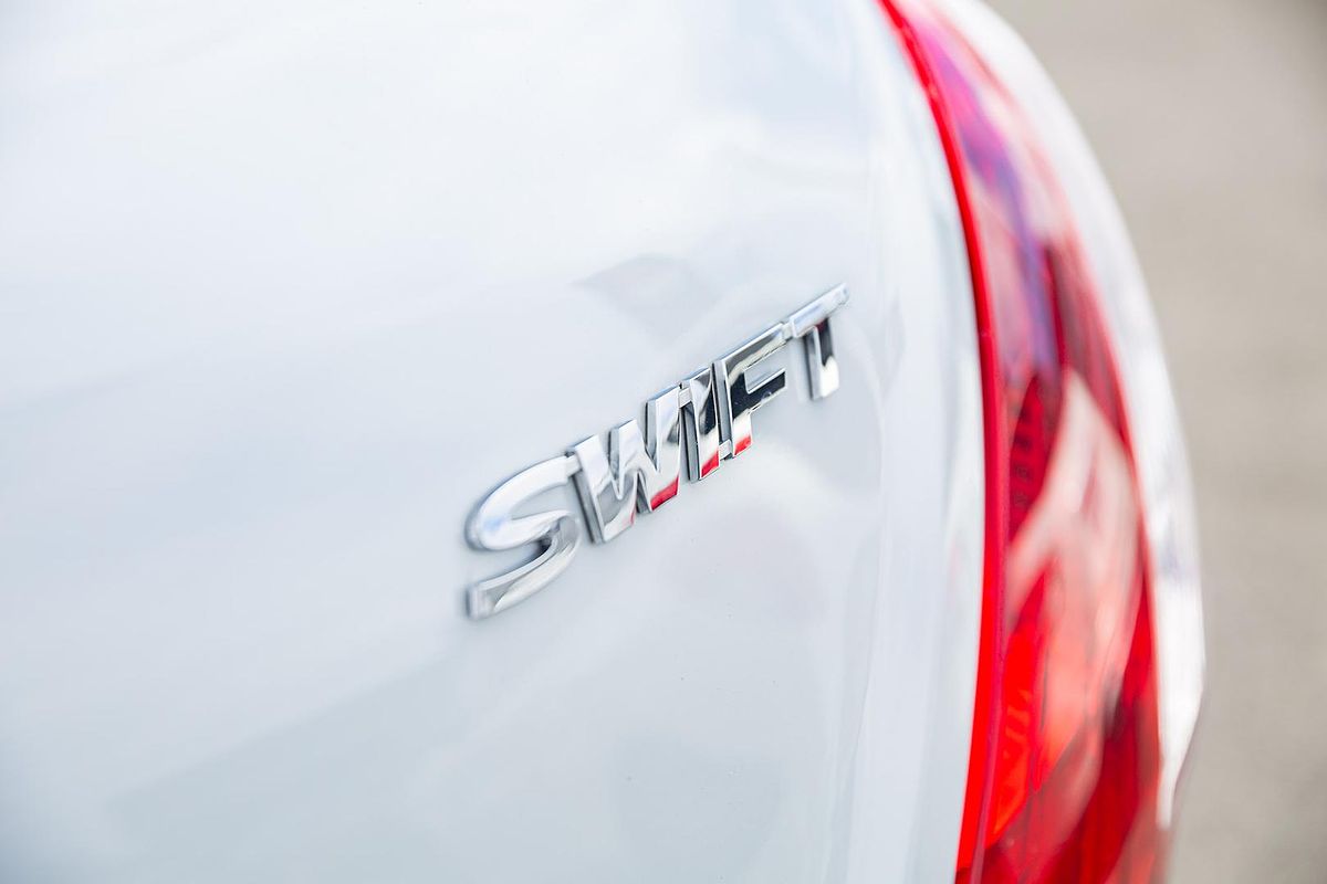 2012 Suzuki Swift GL FZ