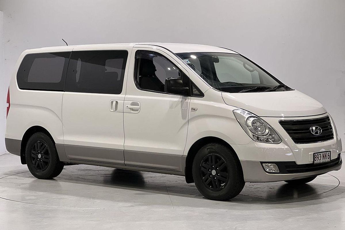2016 Hyundai iMax TQ3-W Series II
