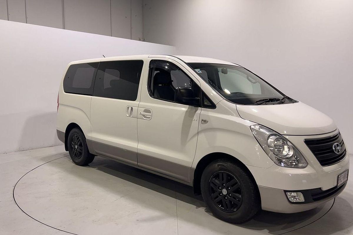 2016 Hyundai iMax TQ3-W Series II